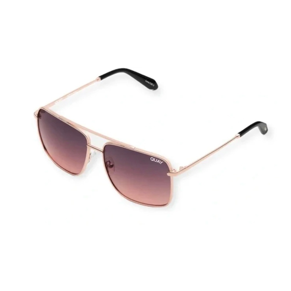 QUAY Hot Take Sunglasses – Rose Gold Frames – Pink to Smoke Lenses - NWT